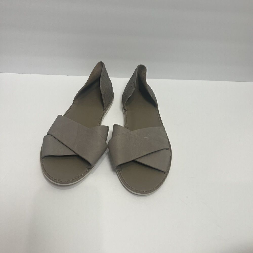 VINCE Ida Gray Snakeskin Print Leather Open Toe Open Side Flats Gray Sz 8.5 - Picture 2 of 7
